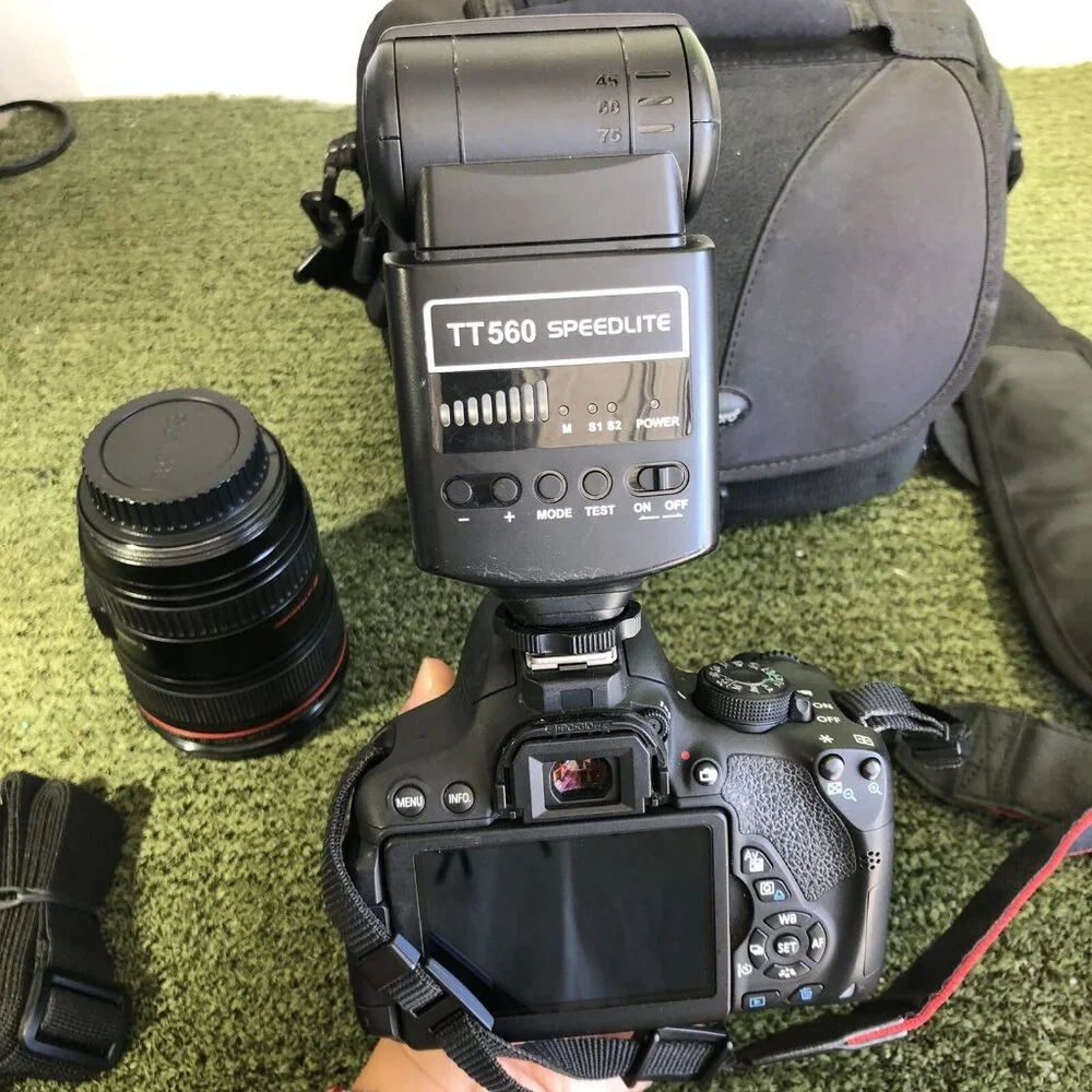 Canon EOS Rebel T5i 18.0MP Digital SLR Camera w/50mm lens 1:1.8/EF 24-105mm 77mm
